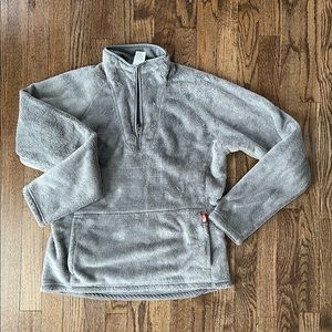 Women’s North Face Gray 1/4 Zip Pullover